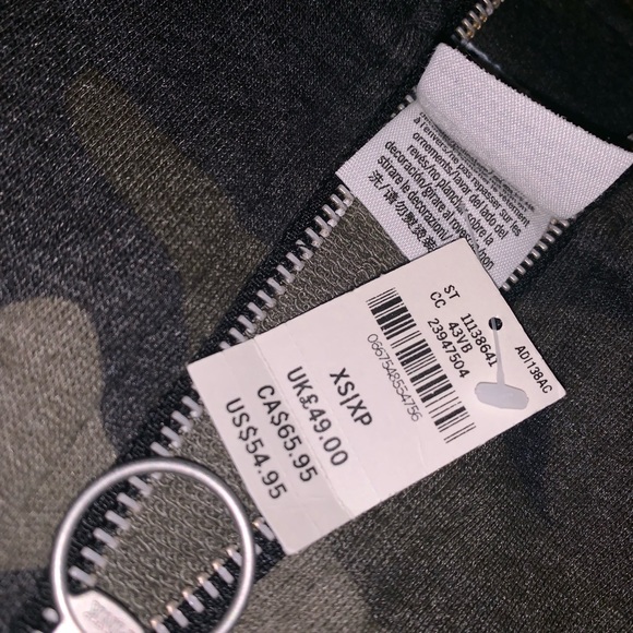 Xs pink Camo - Picture 2 of 2